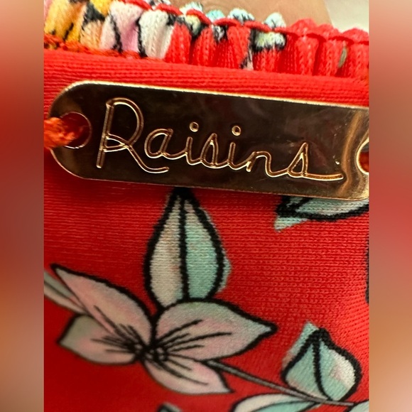 Raisins Maya Bay Red and White Floral Miami Printed Halter Bikini  Two Piece Set - Picture 10 of 13